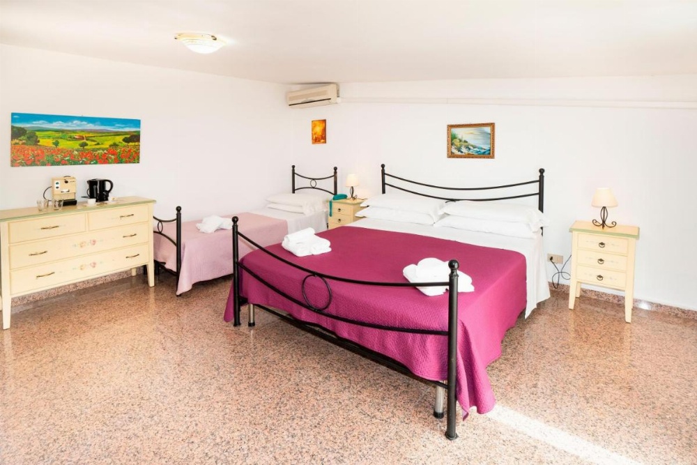 Room image 5